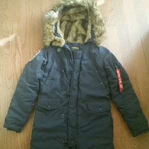 Women's Alpha Industries Altitude Parka In Navy XS